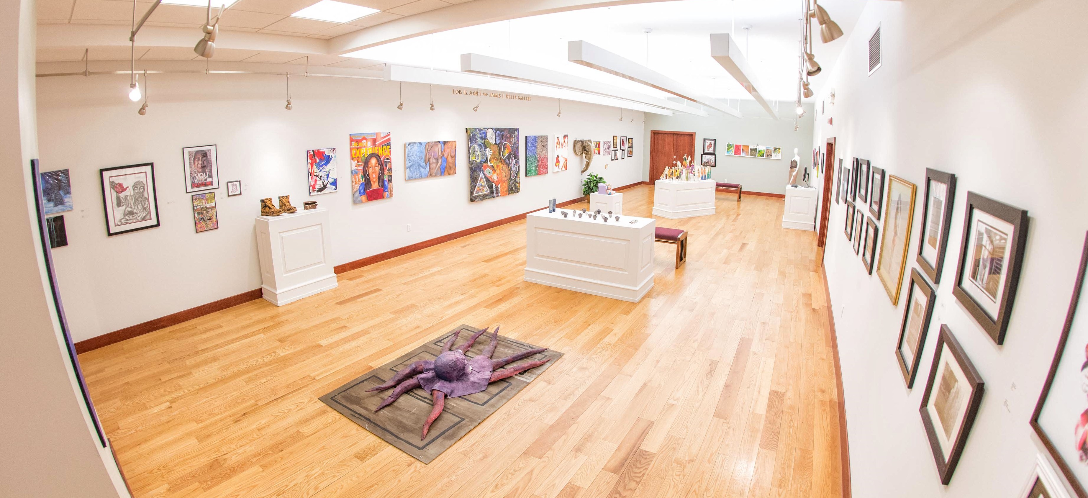 Gallery interior photograph