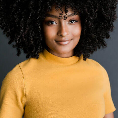 Maya Flowers Headshot