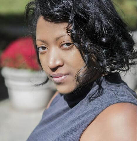 LeeAnét Noble Headshot